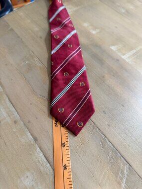 Red Striped Zipper Tie With Crown Emblems Youth 16 Inches